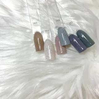 ネイル 'mm所属・'mm  (ミリ) ＭＡＮＡＭＩのネイルデザイン