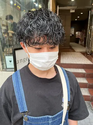 ショート パーマ AMRITA所属・men'sｶｯﾄ ﾊﾟｰﾏ🫧ｼｵﾝのヘアスタイル