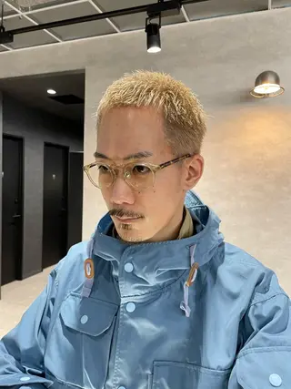 ショート カラー メンズ 垢抜けハイトーン☀/ 笑顔の美容師/しゅんのヘアスタイル