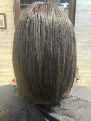 ミディアム ブルースヘアギャラリー所属・神宮寺 悠雅のヘアスタイル