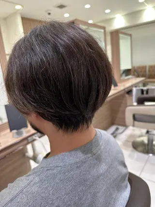 メンズ 伊佐 愛のヘアスタイル