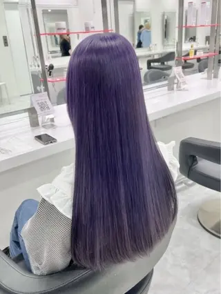 セミロング カラー ヘアアレンジ 🩵ダメージレス艶感 ハイトーン🩷のヘアスタイル