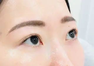 アイブロウ C'estlaVie Sakuraiのマツエク・マツパデザイン