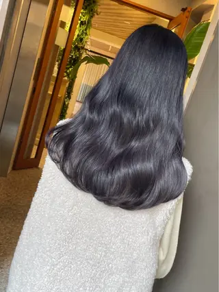 セミロング カラー TIGRE tenjin所属・kanon/レイヤー / 透明感カラー🩶のヘアスタイル