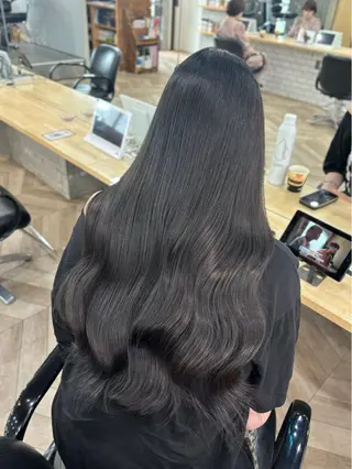 ロング カラー angelica難波 Hinaのヘアスタイル
