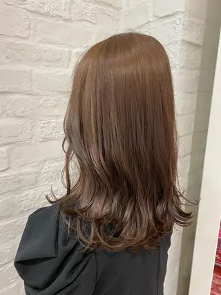 ロング 森部 杏菜のヘアスタイル