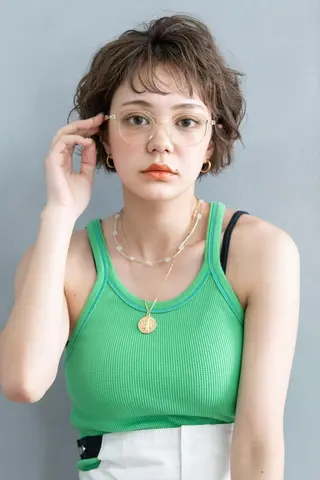 ショート カラー パーマ キッズ ヘアアレンジ メンズ ネイル マツエク・マツパ lore下北沢 Officialのヘアスタイル