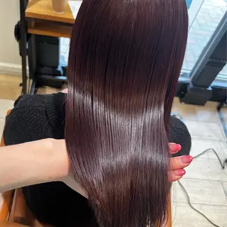 カラー しおり🍬 KOKORO🤍のヘアスタイル