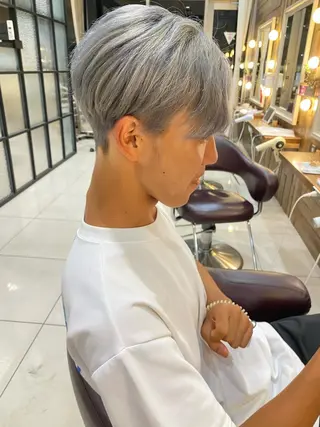 ショート カラー メンズ riho/ブリーチ/ デザインカラー/辻堂のヘアスタイル