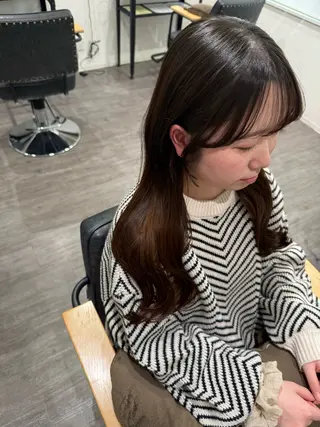 セミロング カラー 上田 紗也のヘアスタイル