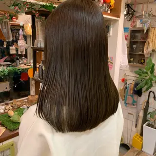 ミディアム “ととのう”ヘッドス パ🌿本多麻亜優のヘアスタイル