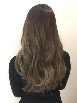ロング 韓国レイヤーカット KOUKIのヘアスタイル