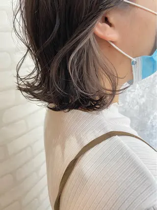 ショート suii..hair designブリーチのヘアスタイル