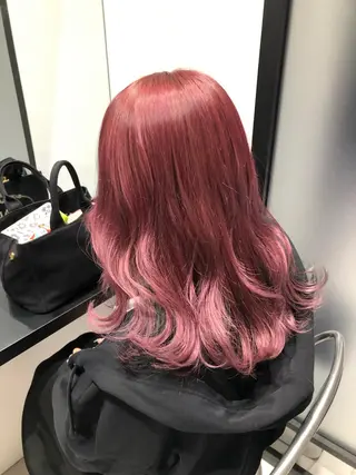 ミディアム カラー 佐々木 好乃のヘアスタイル