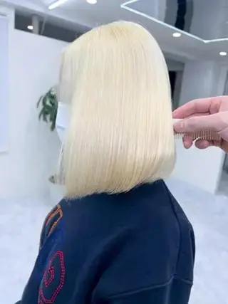 ミディアム カラー 女性専用サロン梅田 髪質改善カラーakiのヘアスタイル