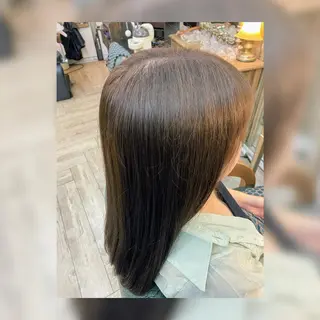 セミロング カラー 髪質改善/縮毛矯正 艶髪🔥高杉のヘアスタイル