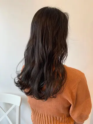 セミロング カラー 安藤 佑衣のヘアスタイル