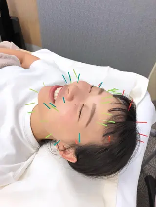 ネイル 美容鍼専門 ハリエンジュのエステ・リラクイメージ