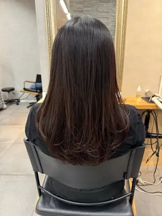 ロング オオクラ マオのヘアスタイル