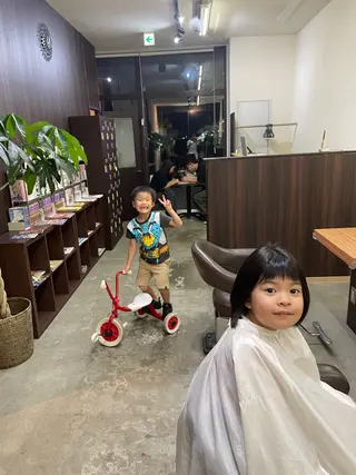 Family hair salon (KULLY's)所属・Hair salon (KULLY's)のヘアスタイル