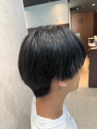 カラー DECOR所属・DECOR 塩浦 鈴のヘアスタイル