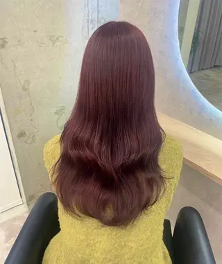 カラー よしもと ひなのヘアスタイル