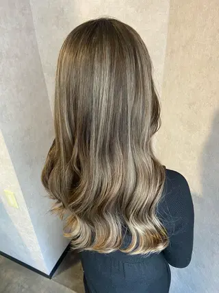 ロング カラー haruki所属・. nozomiのヘアスタイル