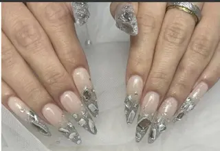 ネイル モニカ アキイのネイルデザイン