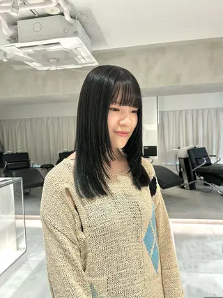 セミロング カラー 🧚つやさらhair 🧚manakaのヘアスタイル