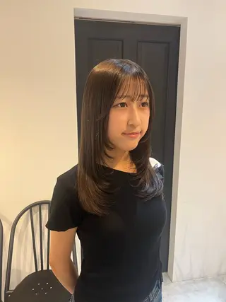 セミロング ALLYS 渋谷店所属・最高級の艶のある カラーmei🎨のヘアスタイル