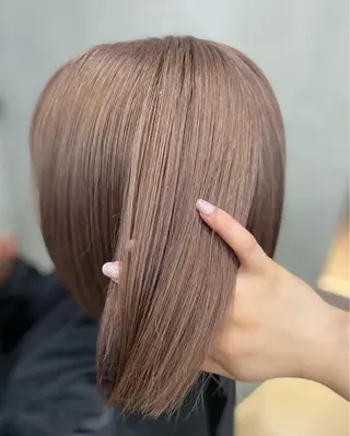 ミディアム カラー ヘアアレンジ mina 🌷のヘアスタイル