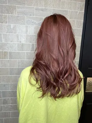 セミロング ブリーチ毛矯正.髪質 改善.髪にドラマをのヘアスタイル