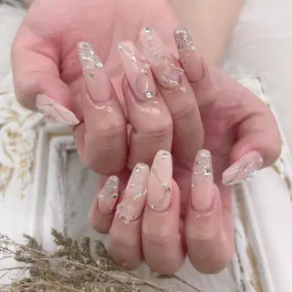 ネイル 🦋ネイルサロン ブラン🌈ゆりのネイルデザイン