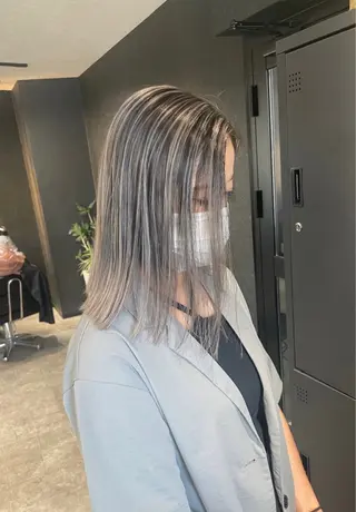 ミディアム ハンソン ディンのヘアスタイル