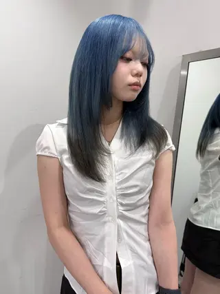 セミロング カラー WICO新宿所属・🤍WICO ゆか🤍のヘアスタイル