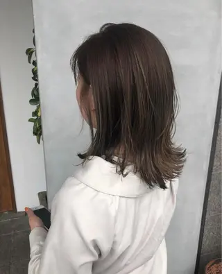 セミロング カラー ヘアアレンジ glad hairのヘアスタイル