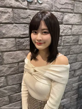 ミディアム gimmick自由が丘所属・自由が丘/駅近/艶髪 /骨格補正/土屋優希のヘアスタイル