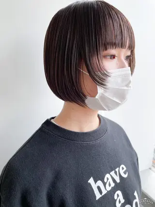 ショート nuu所属・💜ショート💜 ウルフ、ボブ二色亜美のヘアスタイル