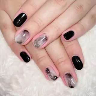 ネイル The Best Beauty受付担当のヘアスタイル