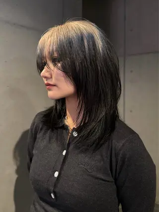 セミロング カラー レイヤー/ ブリーチ/だいちのヘアスタイル