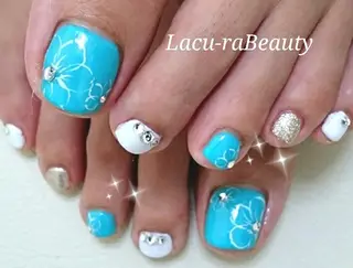 ネイル 小顔と腸の専門店 ラクーラビューティのエステ・リラクイメージ