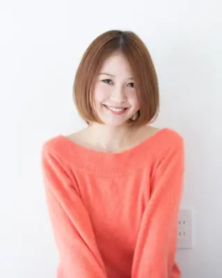 ショート 佐藤 愛美のヘアスタイル