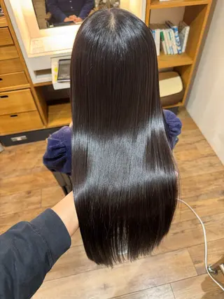 セミロング afloatkobe所属・美髪/髪質改善 川口凌弥のヘアスタイル