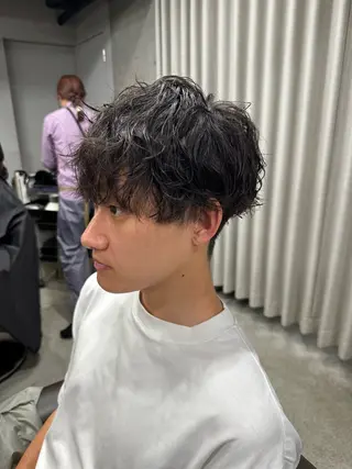 ショート パーマ メンズ 吉田一輝 外国人パーマのヘアスタイル