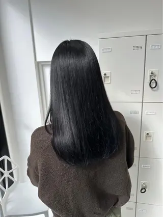 セミロング カラー 透明感ハイトーン☁️ 斗和🫧天神のヘアスタイル