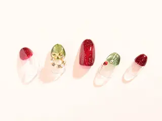 ネイル Tiary Nail Fのネイルデザイン