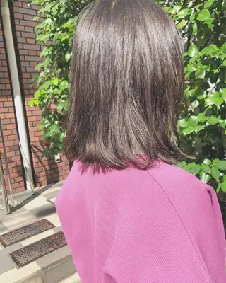 ミディアム 長井 美佳のヘアスタイル