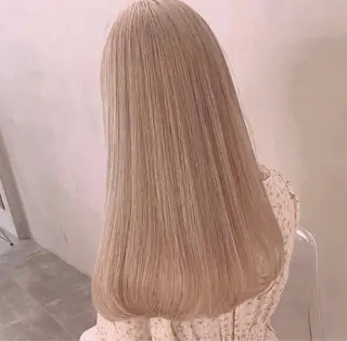 セミロング カラー トップスタイリスト こうすけのヘアスタイル