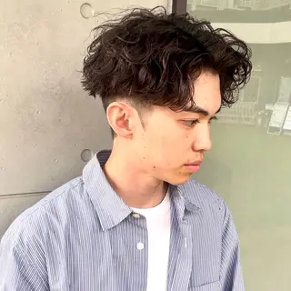 ショート パーマ メンズ メンズヘア特化 崎田 成人のヘアスタイル