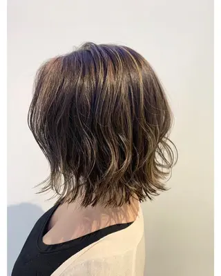 カラー ブリーチしない暖色 カラー🥀杉 優菜のヘアスタイル